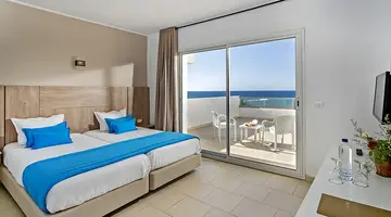 VINCCI HELYA BEACH