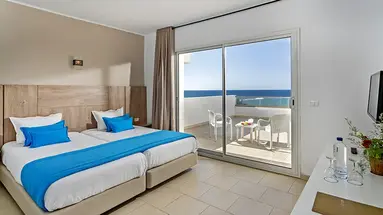 VINCCI HELYA BEACH