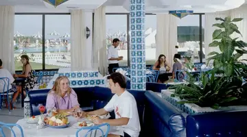 VINCCI HELYA BEACH