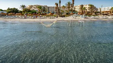 VINCCI HELYA BEACH