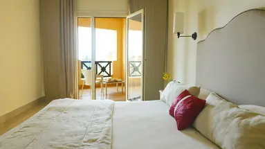 VINCCI SAFIRA PALMS