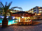 Vineyards Hotel