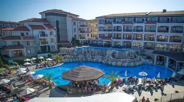 VINEYARDS HOTEL