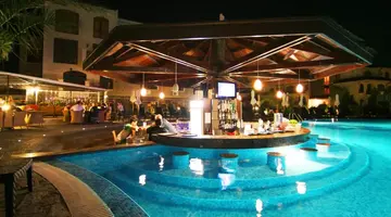 Vineyards Resort