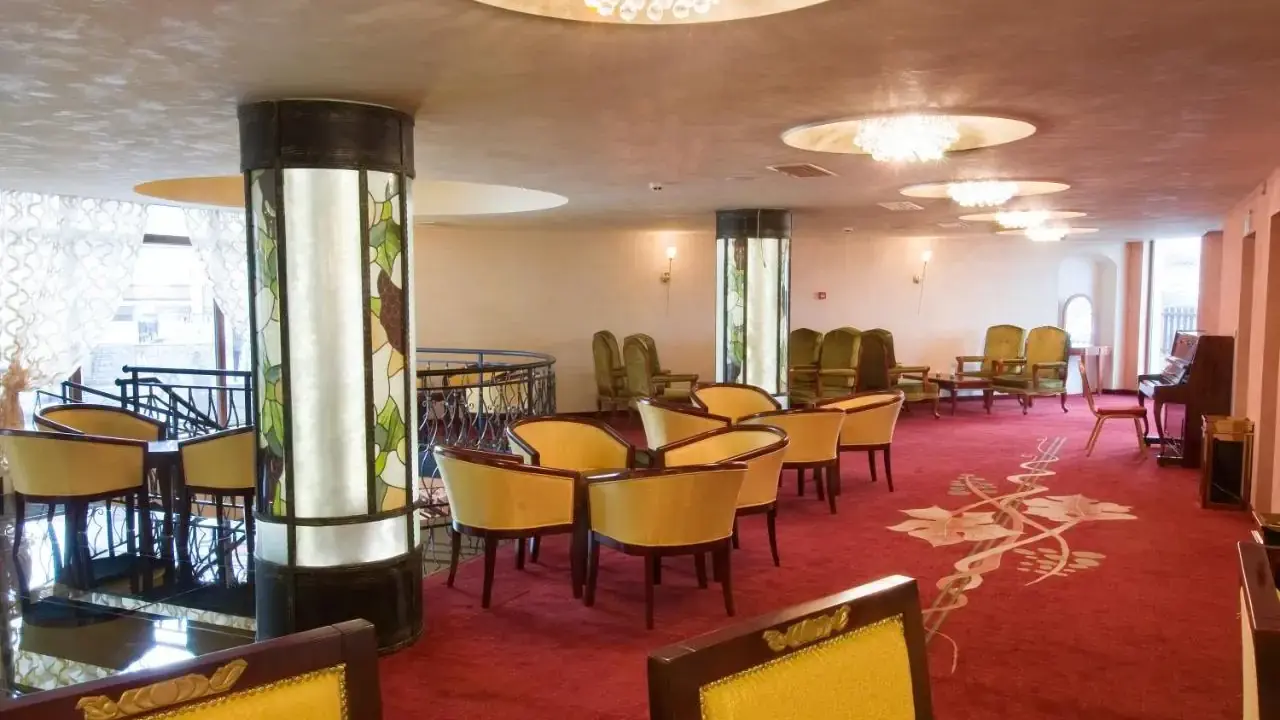 Vineyards Resort