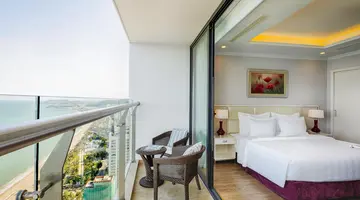 VINPEARL BEACHFRONT NHA TRANG