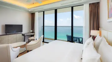 VINPEARL BEACHFRONT NHA TRANG