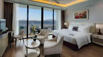 VINPEARL BEACHFRONT NHA TRANG