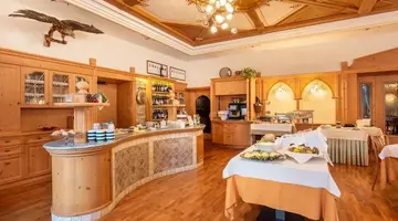Vioz Family Hotel