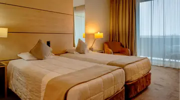VIP Executive Azores Hotel