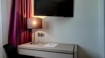 VIP Inn Berna Hotel