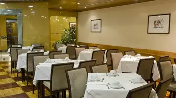 VIP Inn Berna Hotel