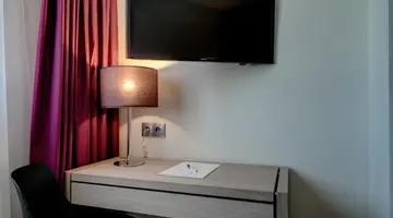 VIP Inn Berna Hotel