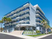 Vista Park Hotel & Apartments