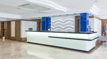 Vista Park Hotel &amp Apartments