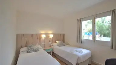 Vista Park Hotel & Apartments