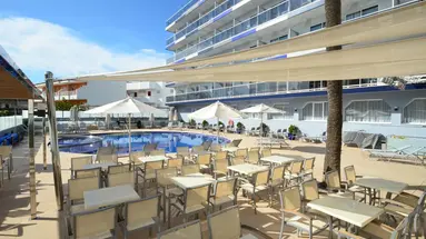 Vista Park Hotel & Apartments