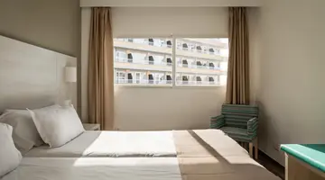Vistasol Apartments