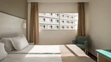 Vistasol Apartments