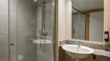 Vistasol Apartments