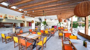 Vistasol Apartments