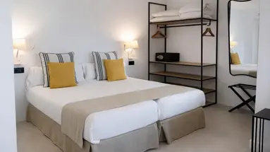 Vistasol Apartments