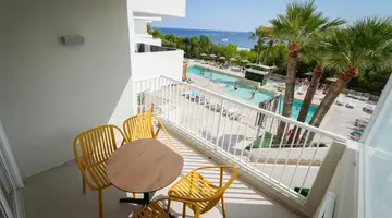 Vistasol Apartments