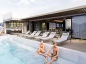 Vita Hotel & Rooftop