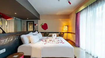 VIVA DASH HOTEL