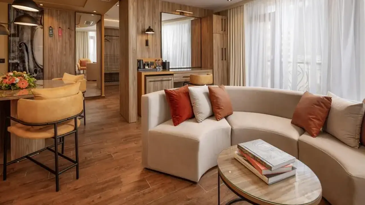 Vivaldi Hotel