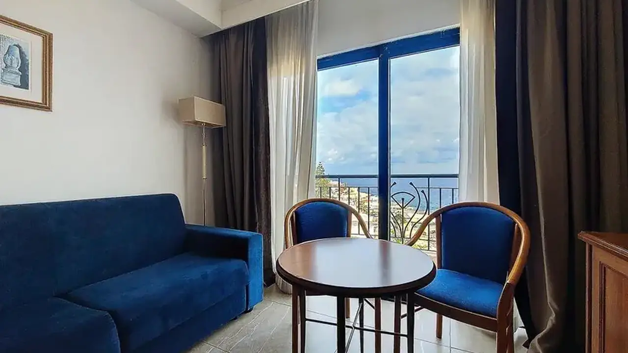 Vivaldi Hotel