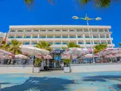 Vivas Hotel & Spa