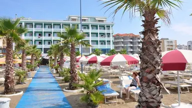 Vivas Hotel & Spa