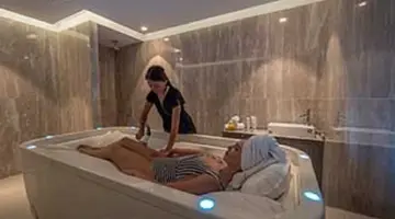 VIVID BLUE SERENITY RESORT