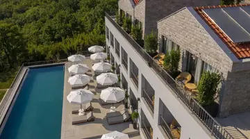 Vivid Blue Serenity Resort