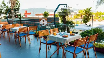 VLORA INTERNATIONAL HOTEL