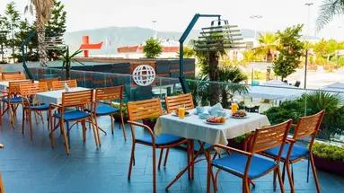 VLORA INTERNATIONAL HOTEL