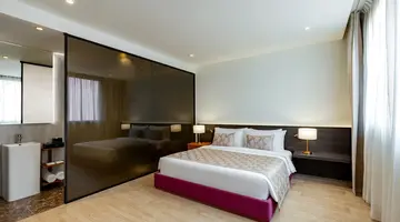 VOCO MONACO DUBAI - AN IHG HOTEL