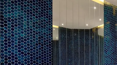 Vogue Hotel Supreme