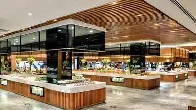 Vogue Hotel Supreme