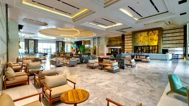 Vogue Hotel Supreme