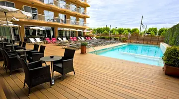 VOLGA HOTEL