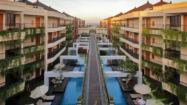 Vouk Hotel And Suites