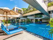 Vouk Hotel And Suites