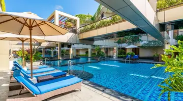 Vouk Hotel And Suites