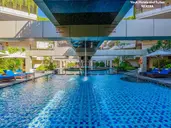 Vouk Hotel And Suites