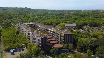 VOUK HOTEL & SUITES
