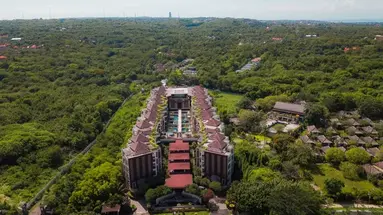 VOUK HOTEL & SUITES