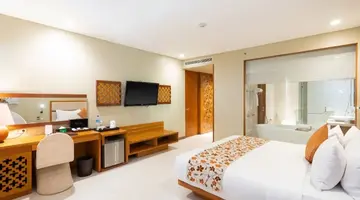 VOUK HOTEL & SUITES