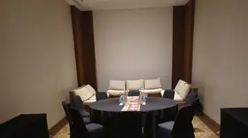 VOUK HOTEL & SUITES